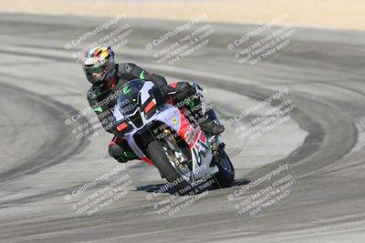 media/Dec-01-2025-Moto Forza (Mon) [[2daa91e15f]]/2-Intermediate Group/Session 2 (Turns 9 and 10)/